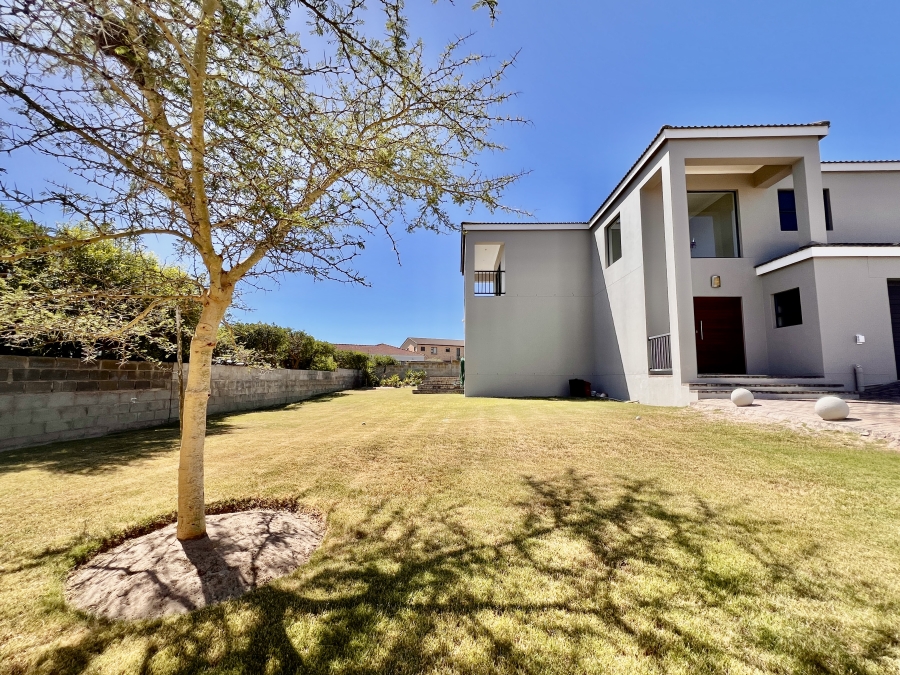 3 Bedroom Property for Sale in Myburgh Park Western Cape